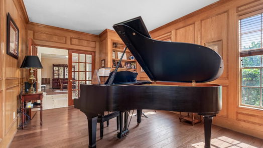 Kingwood 2-story, 4-bed 4306 Broadleaf Street-idx
