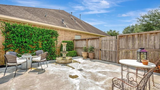 Pearland 1-story, 3-bed 2419 S Venice Drive-idx