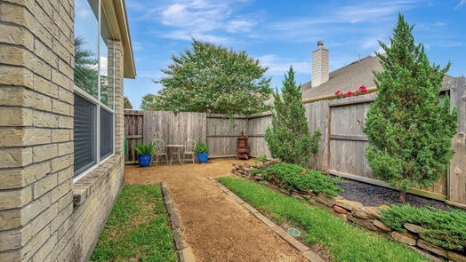 Pearland 1-story, 3-bed 2419 S Venice Drive-idx