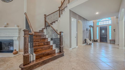 Richmond 2-story, 5-bed 10702 Tolsta Way-idx