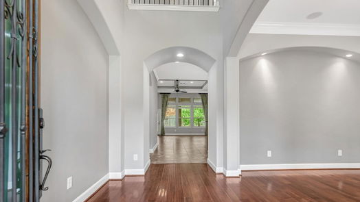 The Woodlands 2-story, 4-bed 11 Canoe Bend Drive-idx