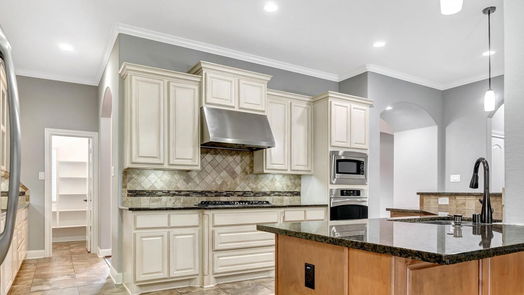 The Woodlands 2-story, 4-bed 11 Canoe Bend Drive-idx