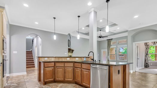 The Woodlands 2-story, 4-bed 11 Canoe Bend Drive-idx