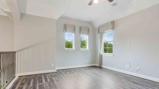 The Woodlands 2-story, 4-bed 11 Canoe Bend Drive-idx