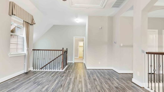 The Woodlands 2-story, 4-bed 11 Canoe Bend Drive-idx
