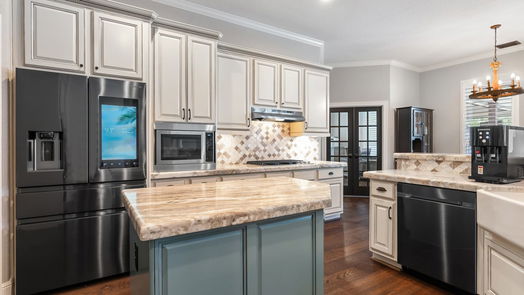 The Woodlands 2-story, 4-bed 14 Wooded Path Place-idx