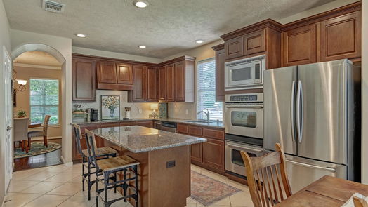 The Woodlands 2-story, 4-bed 22 N Bardsbrook Circle-idx