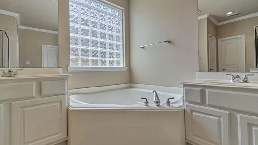 The Woodlands 2-story, 4-bed 22 N Bardsbrook Circle-idx