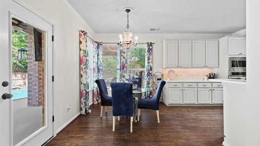 The Woodlands 2-story, 5-bed 27 Brywood Place-idx