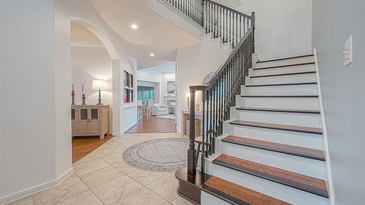 The Woodlands 2-story, 5-bed 10 N Bardsbrook Circle-idx