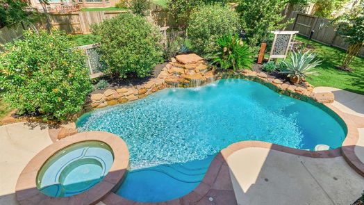 The Woodlands 2-story, 5-bed 106 S Chantsong Circle-idx