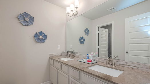 Humble 2-story, 4-bed 16519 Whiteoak Canyon Drive-idx
