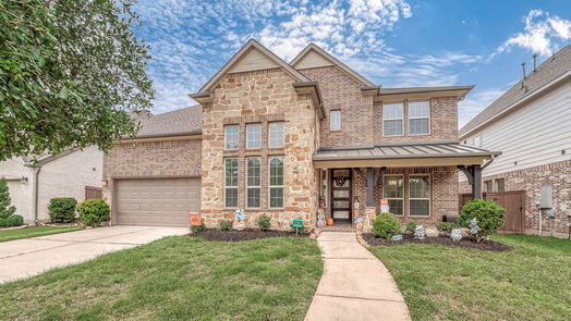 Humble 2-story, 4-bed 16519 Whiteoak Canyon Drive-idx