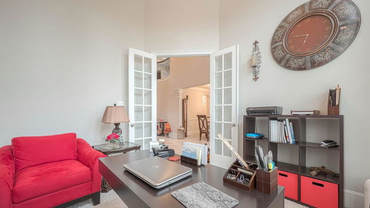 Humble 2-story, 4-bed 16519 Whiteoak Canyon Drive-idx
