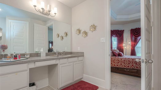 Humble 2-story, 4-bed 16519 Whiteoak Canyon Drive-idx