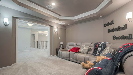 Humble 2-story, 4-bed 16519 Whiteoak Canyon Drive-idx