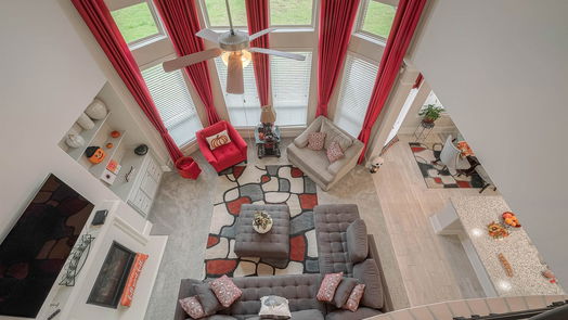 Humble 2-story, 4-bed 16519 Whiteoak Canyon Drive-idx
