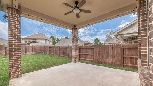 Humble 2-story, 4-bed 16519 Whiteoak Canyon Drive-idx
