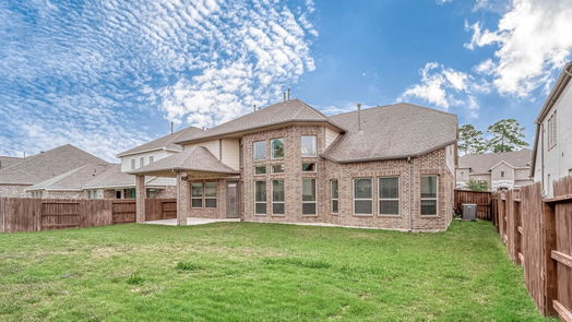 Humble 2-story, 4-bed 16519 Whiteoak Canyon Drive-idx
