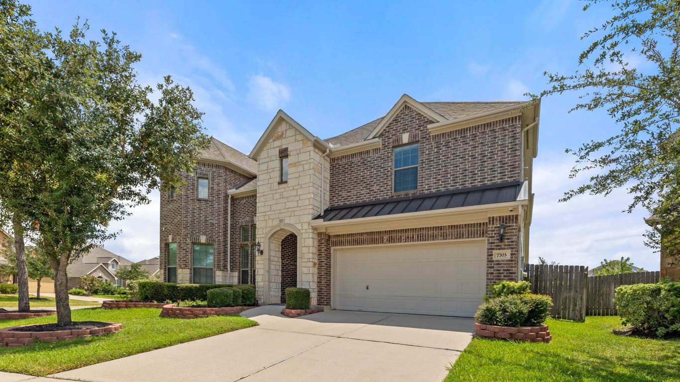 Richmond 2-story, 5-bed 7703 Boerne Court-idx